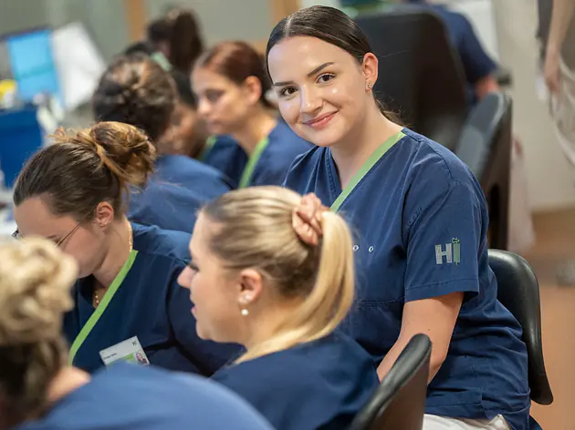 Mit einem Praktikum bei HOCH Health Ostschweiz bekommst du einen idealen Start in den Berufsalltag.