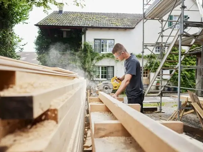 Holzbau-Vorarbeiter/-in