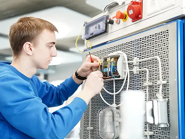 Automatiker/in EFZ